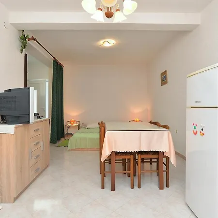 Rosemary 699  Rovinj